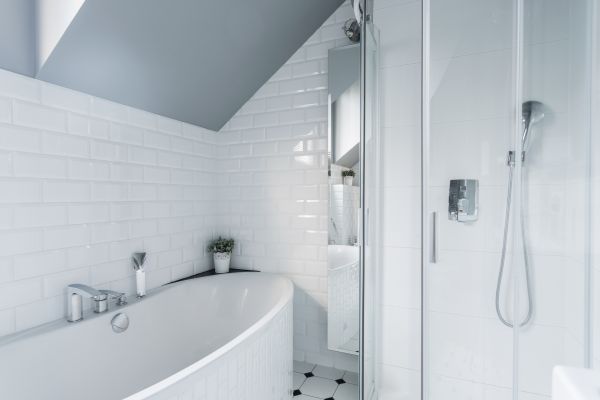 Bathroom Caulking Service in East Lansing