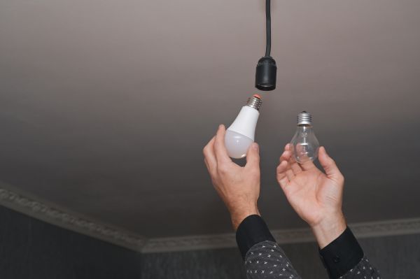 Light Bulbs Replacement in East Lansing