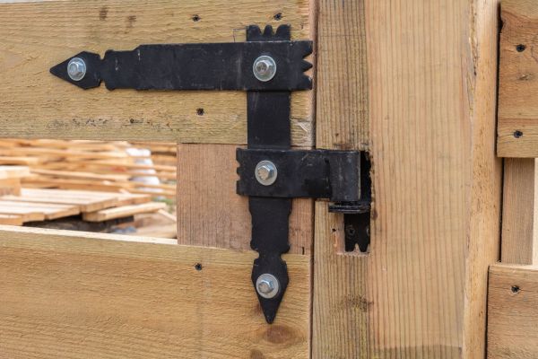 Gate Hinge Adjustment in East Lansing
